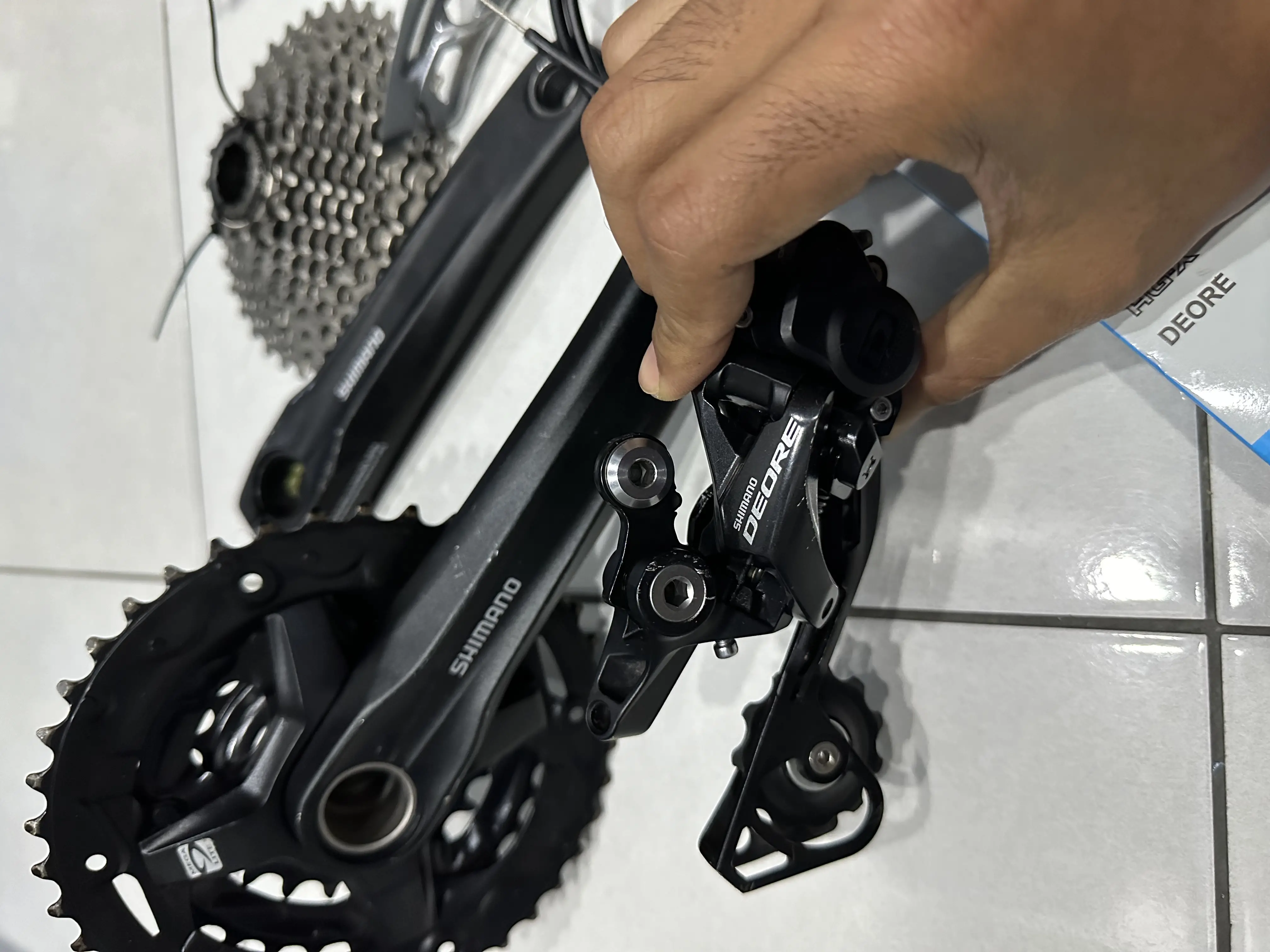 Harga groupset shimano deore best sale 10 speed