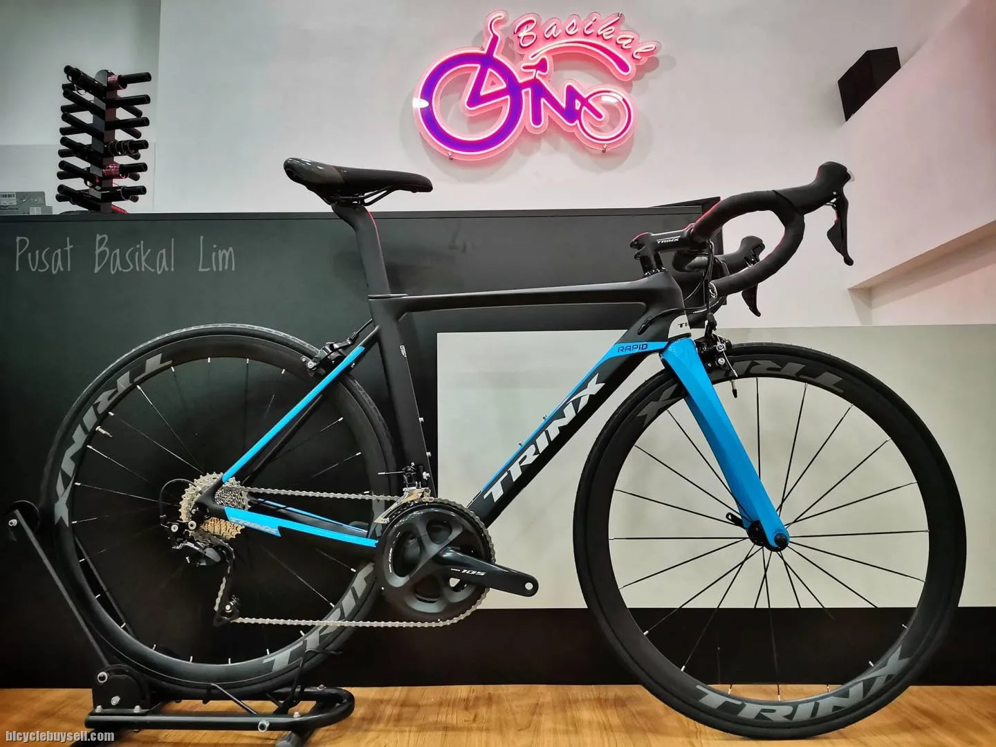 Trinx rapid 2.0 sales carbon road bike